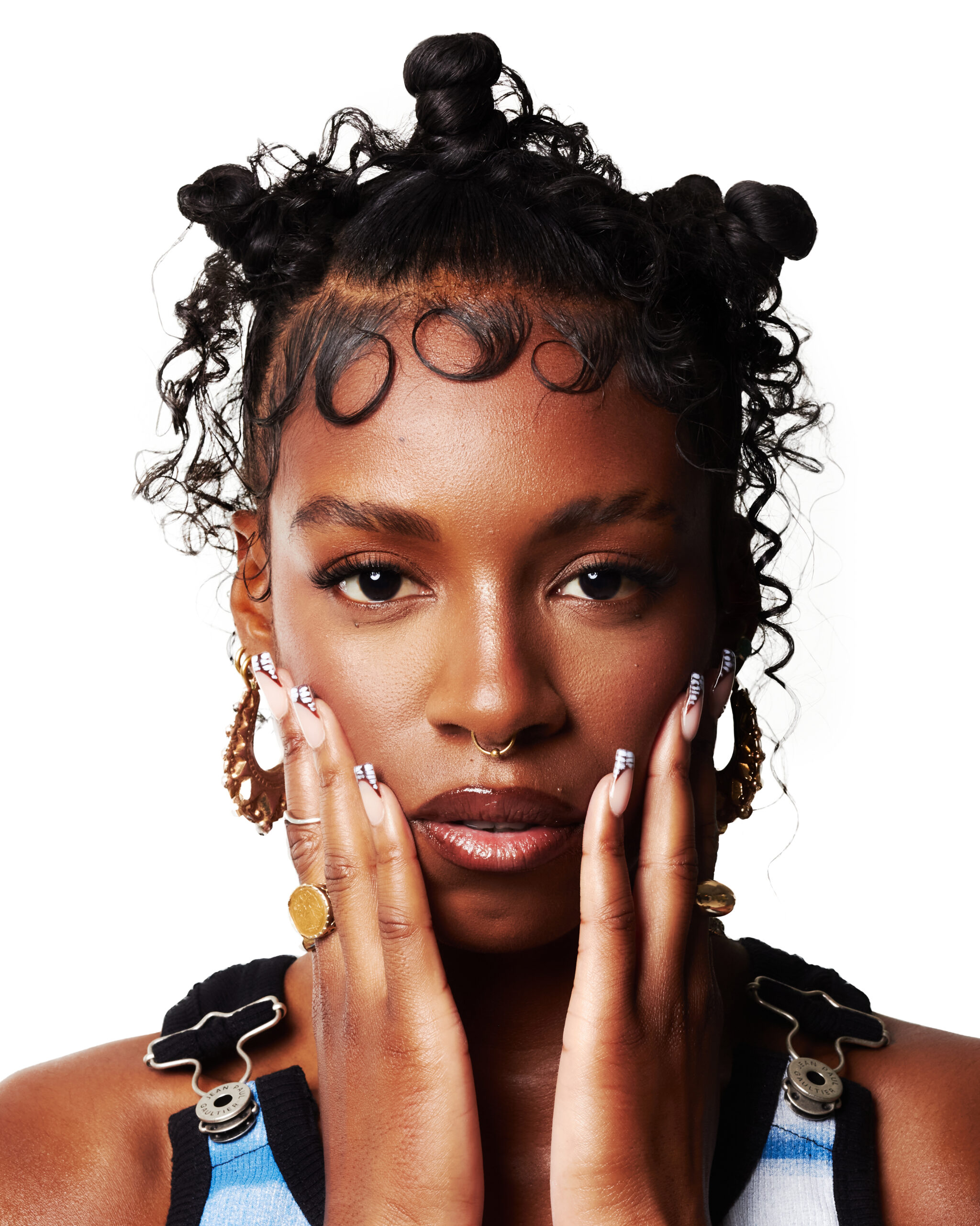 This Founder Created an Edge Brush Designed for Black Women